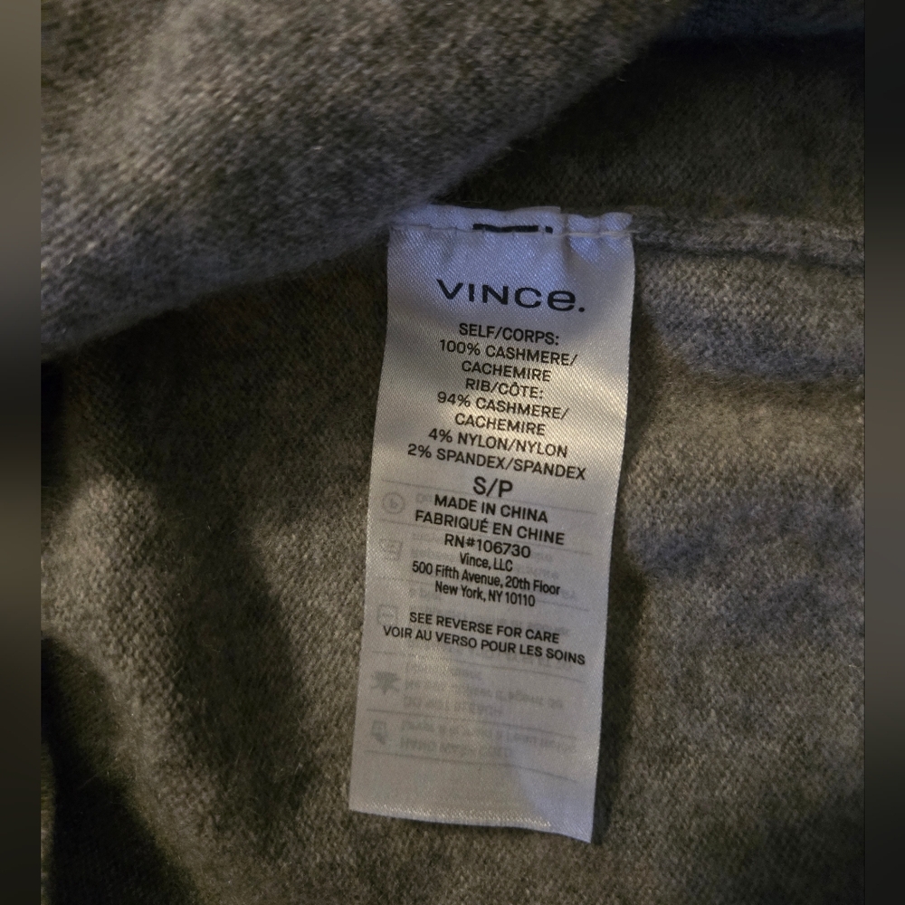 Vince. Small Gray V Neck Cashmere Weekend Sweater - Picture 4 of 8